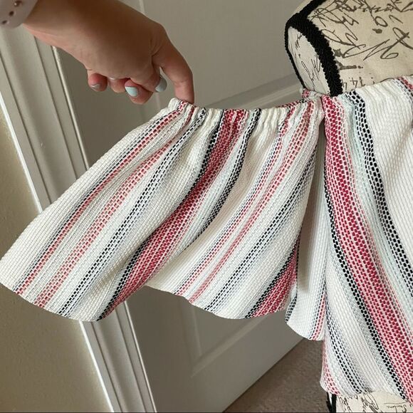 Gianni Bini Off-the-shoulder Blouse - Picture 2 of 4